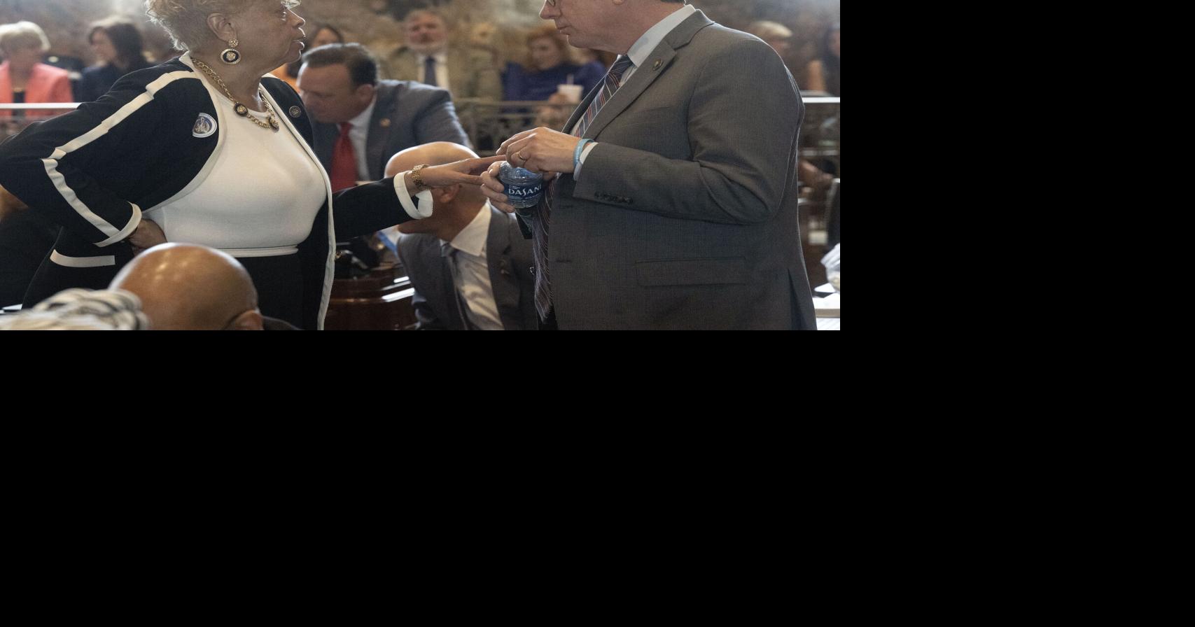 Senat von Louisiana befasst sich mit Kfz-Versicherungsrechnungen ...