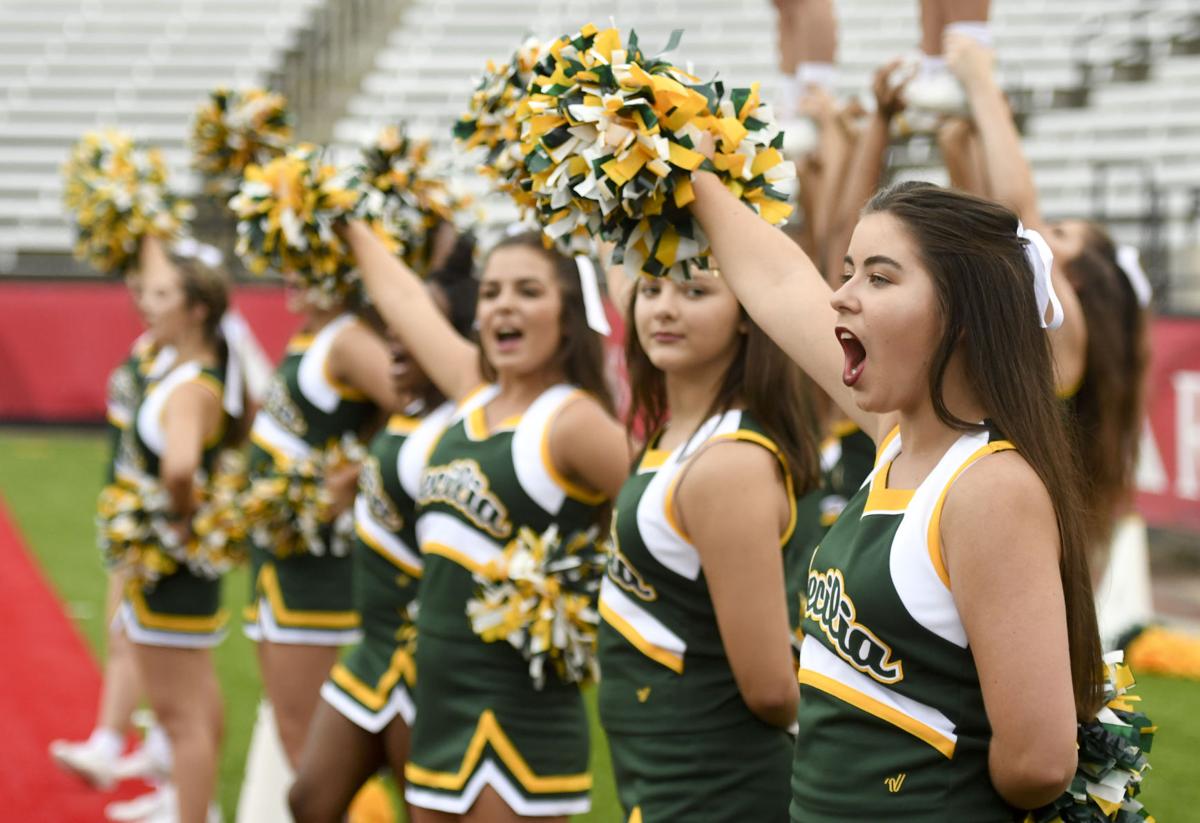 Photos Football in Acadiana kicks off at Cajun Field Photos