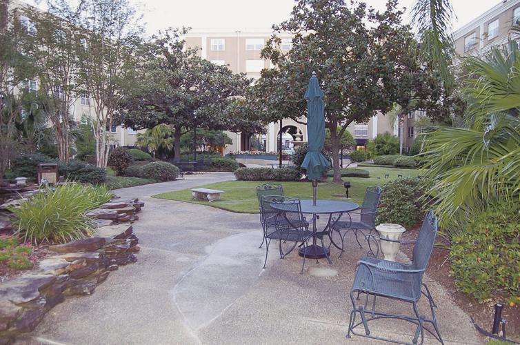 1750 St. Charles Ave., No 204 in the Lower Garden District Real