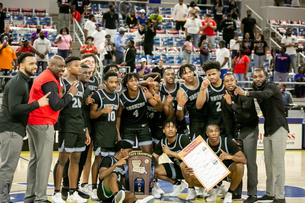 Zachary picks up state basketball championship despite pandemic