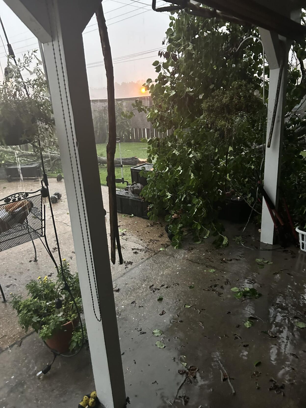 Storm leaves thousands without power in Acadiana | Weather/Traffic ...