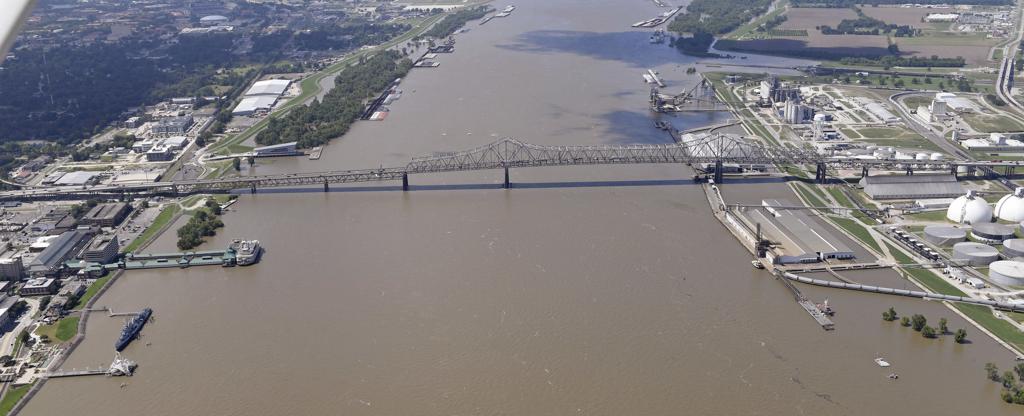 Alumina Manufacturer In Ascension Parish Laying Off 300 Workers In May Business Theadvocate Com