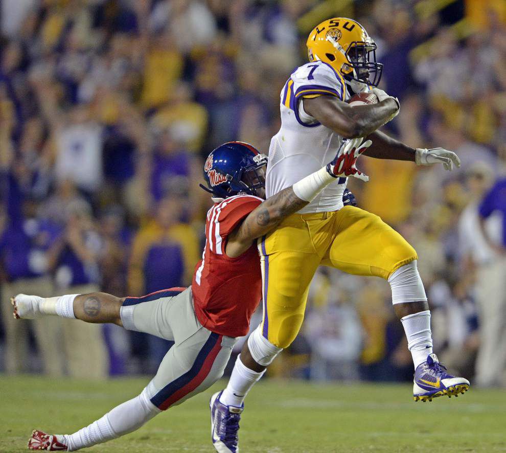 Photos: LSU takes on Ole Miss _lowres