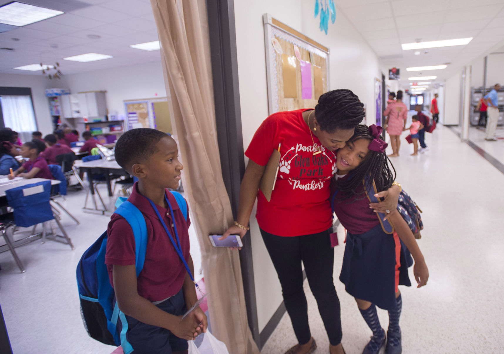 Photos: First Day Of School At Istrouma High And Glen Oaks Park ...