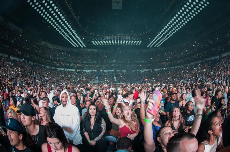 Drake's striking, smart, soldout New Orleans show was arena rap at its