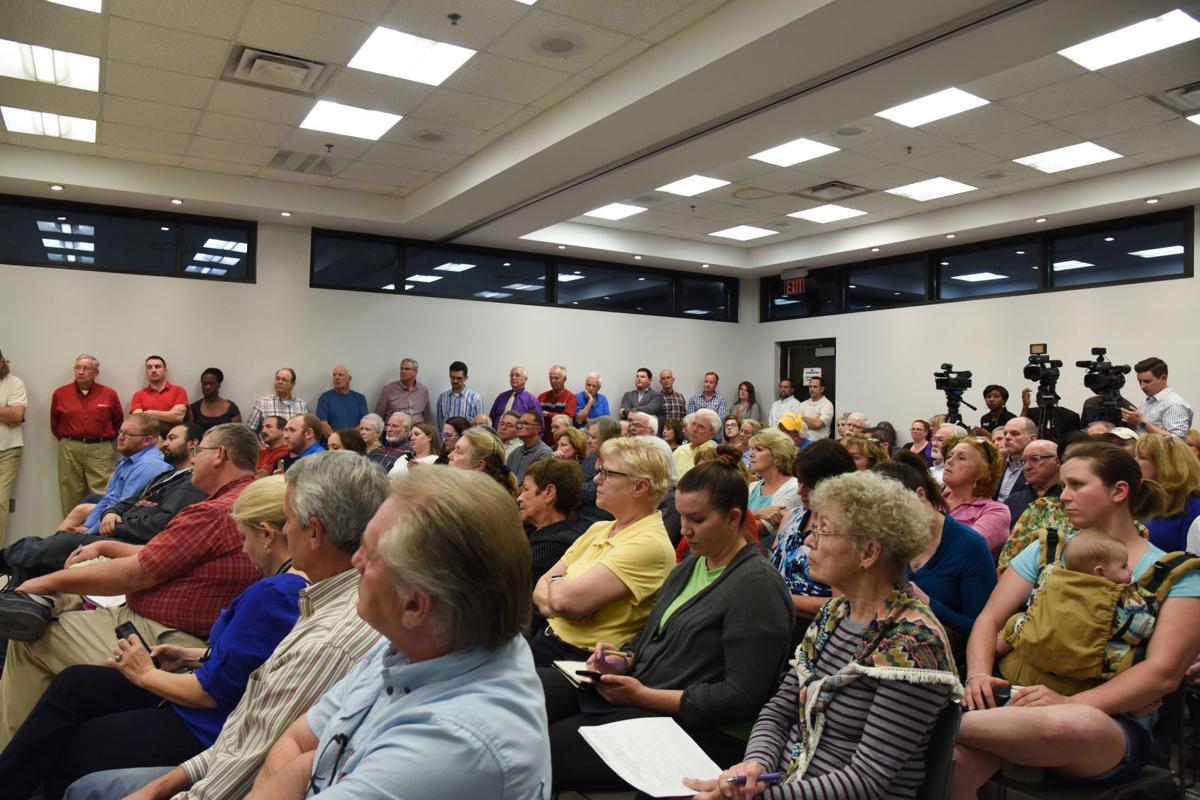 BR.graves.022417 750_5050.jpg