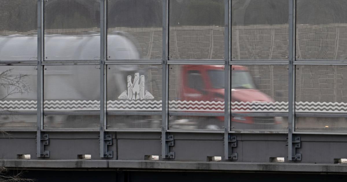 I-10 sound walls in Baton Rouge will get cleaned using drones, mayor Sid Edwards says
