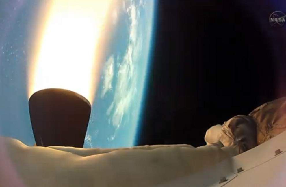NASA officials said ‘saucer’ test was successful _lowres
