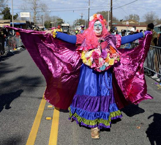 Traditions hold true for Lafayette parades, despite chilly day News