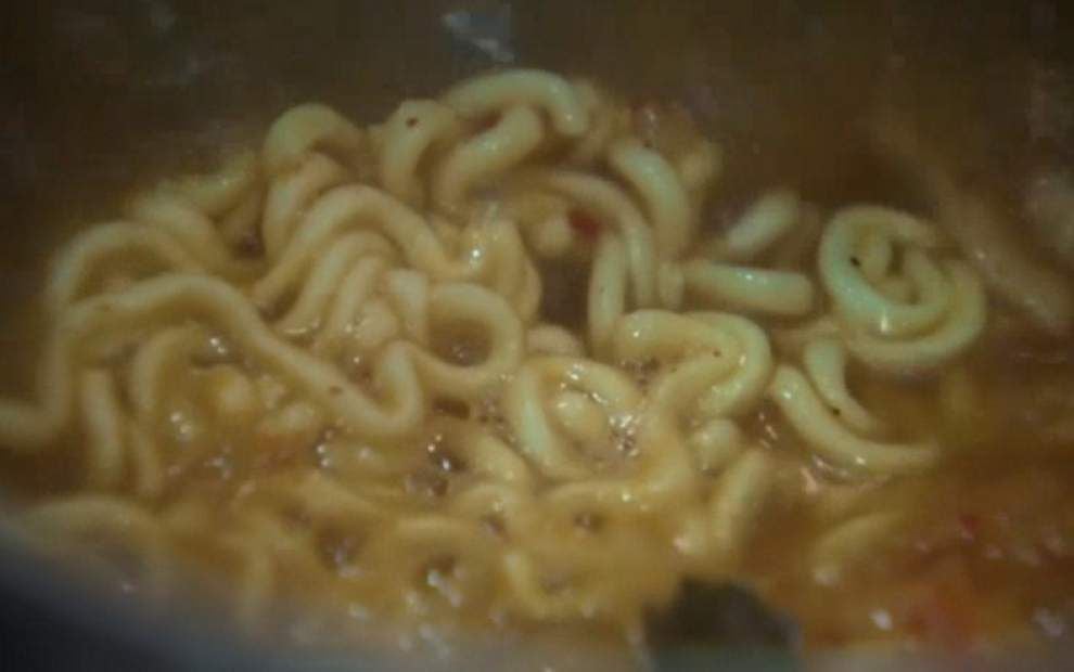 Ramen health risk: The dark side of the noodle _lowres