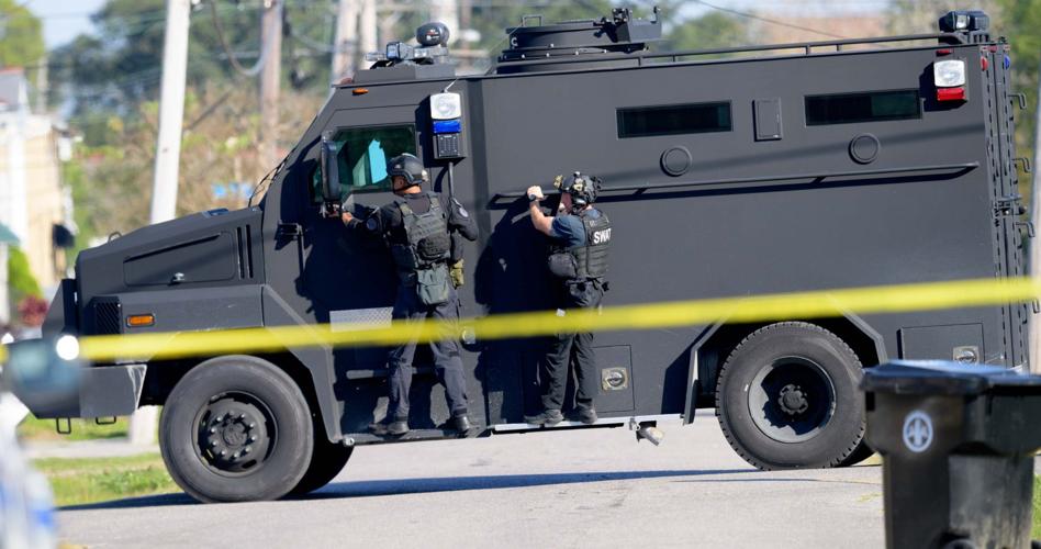 SWAT responds to man barricaded in Gentilly home with children, New ...