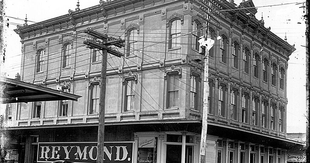 Live purple. Love gold? LSU colors were blue and white. An 1893 shopping trip changed that.