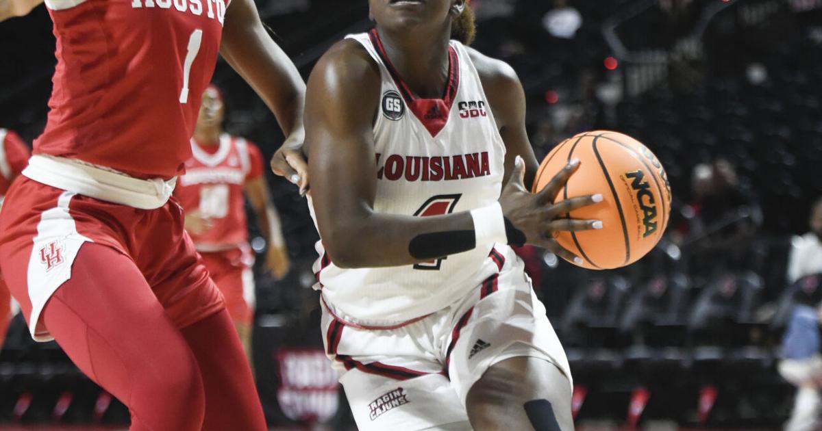 UL women take on huge challenge at No. 3 Texas Longhorns | UL Ragin ...