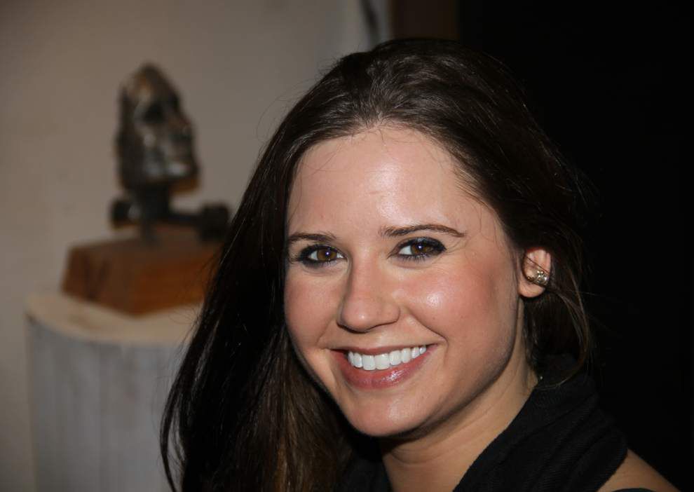 Steven Forster’s Party Central: Emily Lovejoy’s mesmerizing art show at Hyph3n-Art _lowres