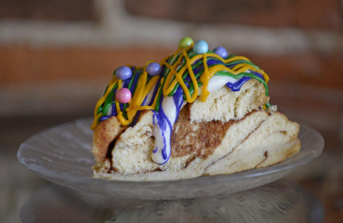 Order King Cake Baton Rouge gumbodesign