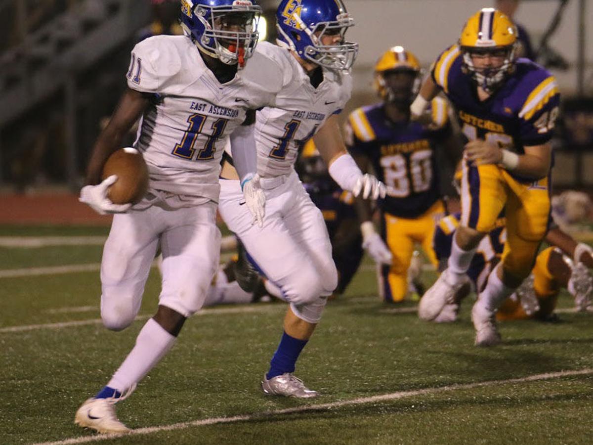 Check Out The Friday Capsules For Week 8 High School Football Games High School Sports Theadvocate Com