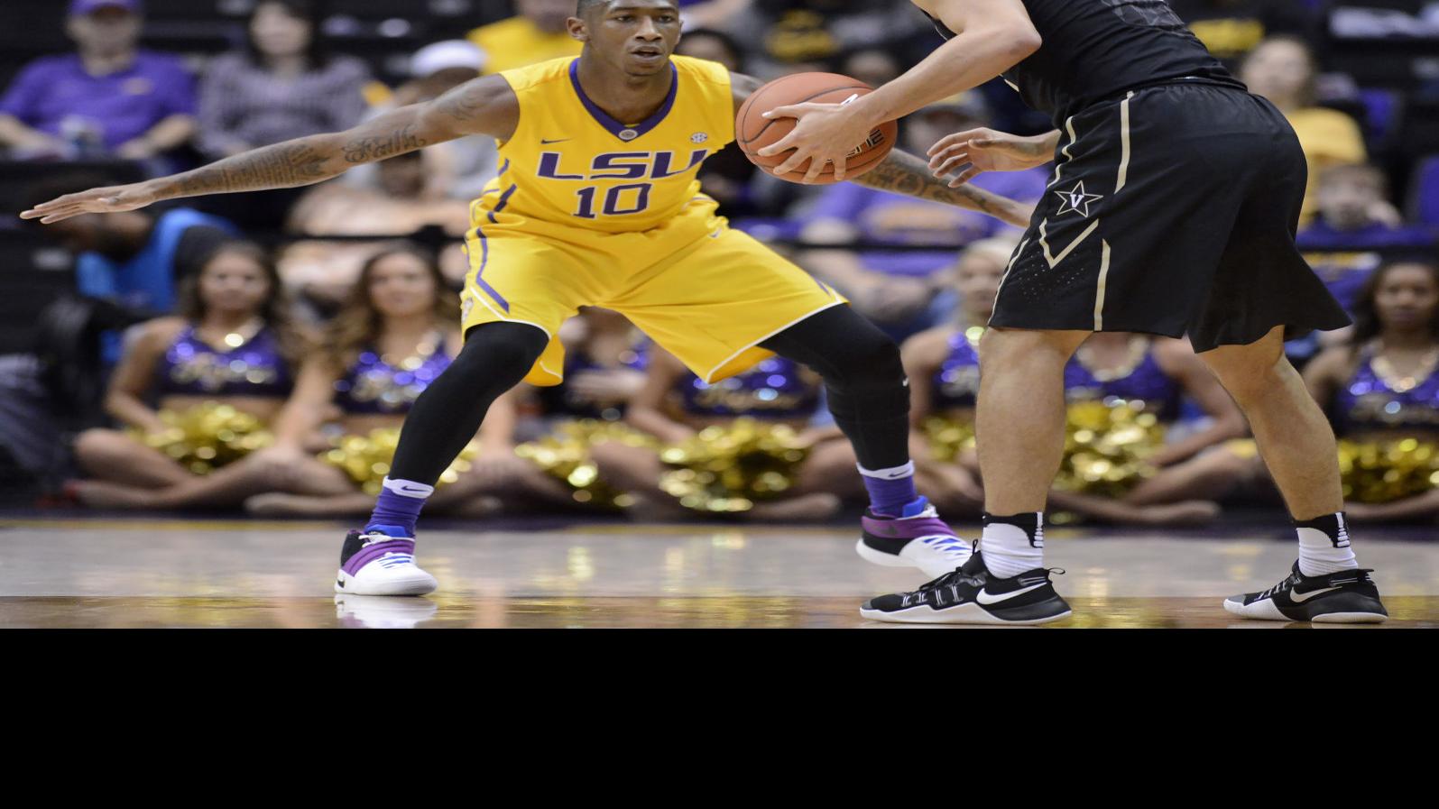 Lsu Badly Needing A Boost On Defense Turns To Branden Jenkins