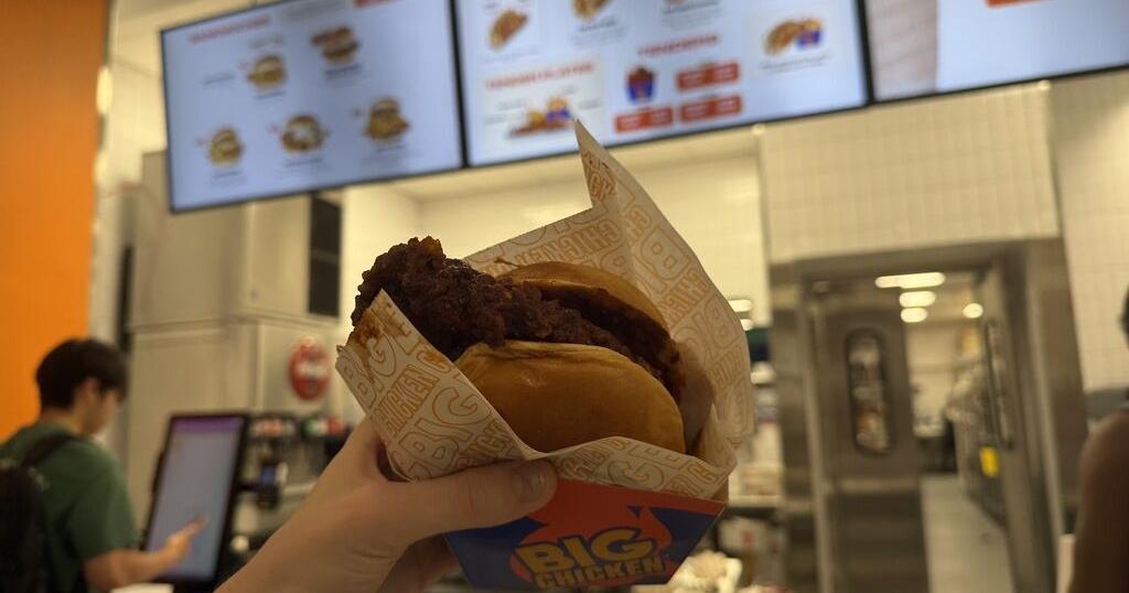 Shaquille O’Neal’s food chain, Big Chicken, just opened a dining spot in Baton Rouge. See where.