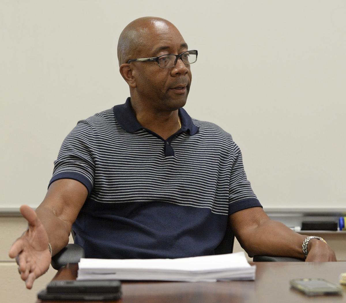 BR.prisonfema.adv HS 020.JPG