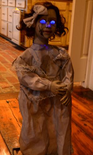 HalloweenHousePD010.jpg