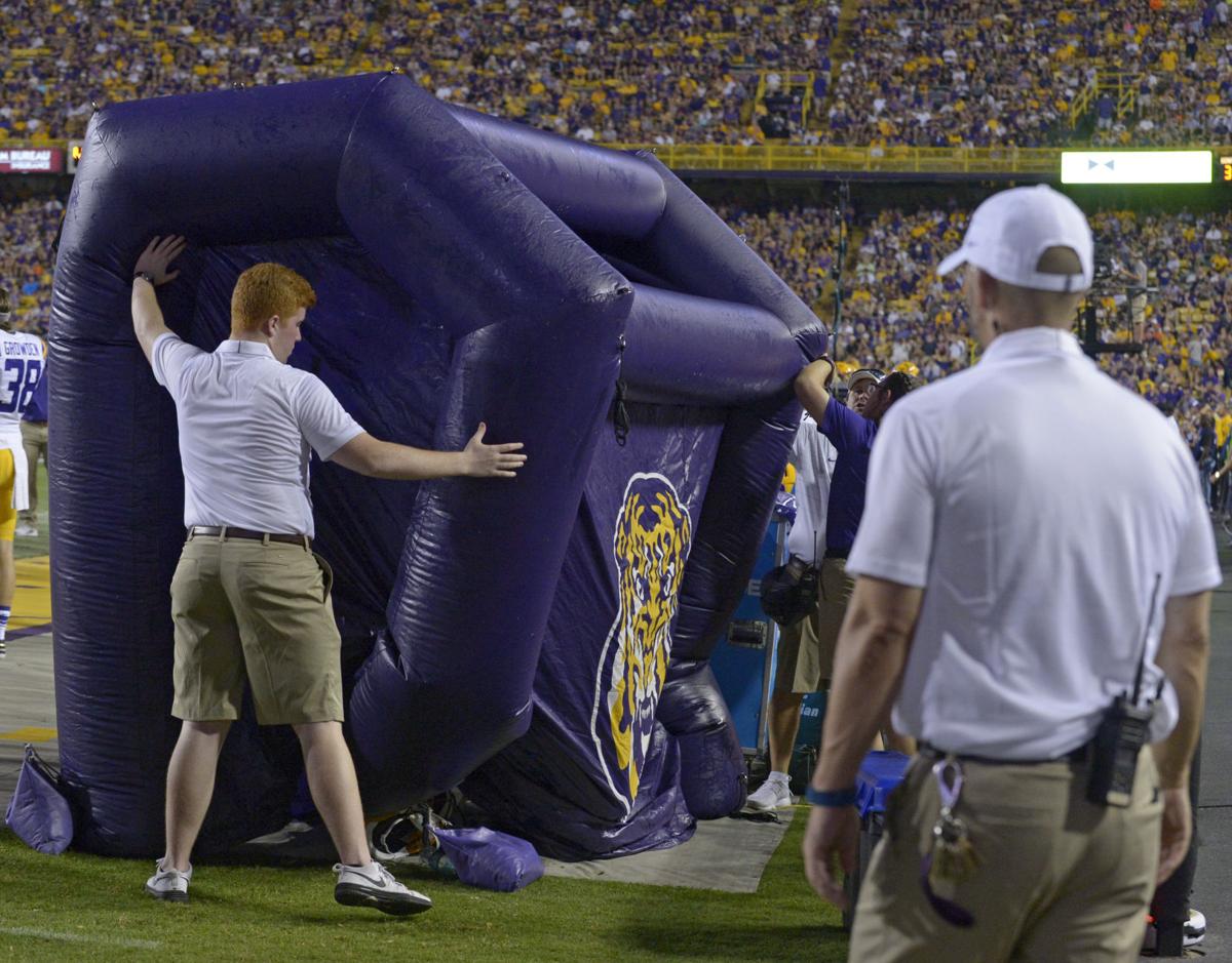 lsusyracuse.092417 HS 1474.JPG
