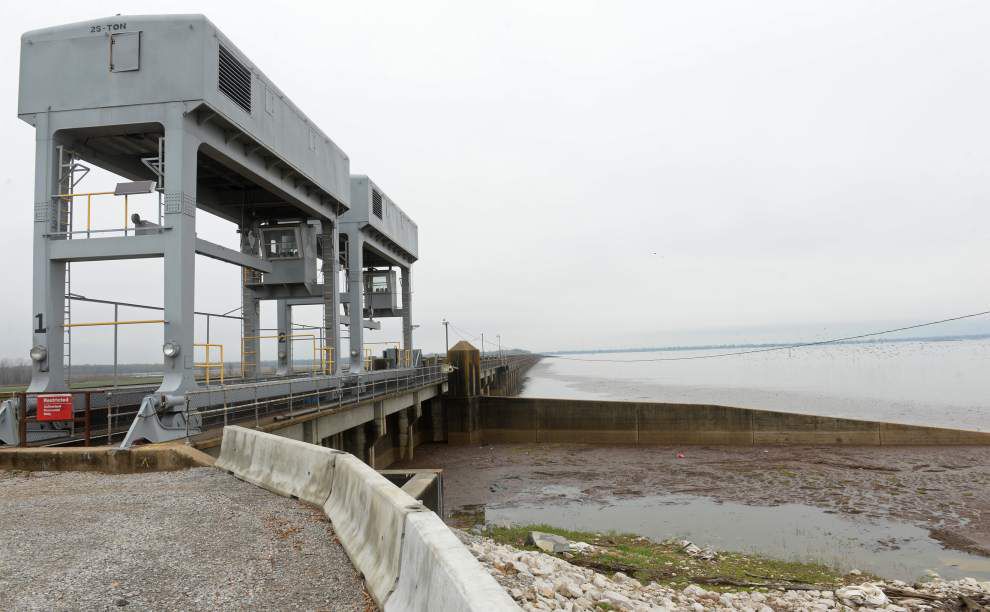 Federal Officials Warn Of Atchafalaya Basin Flooding; Opening Of ...