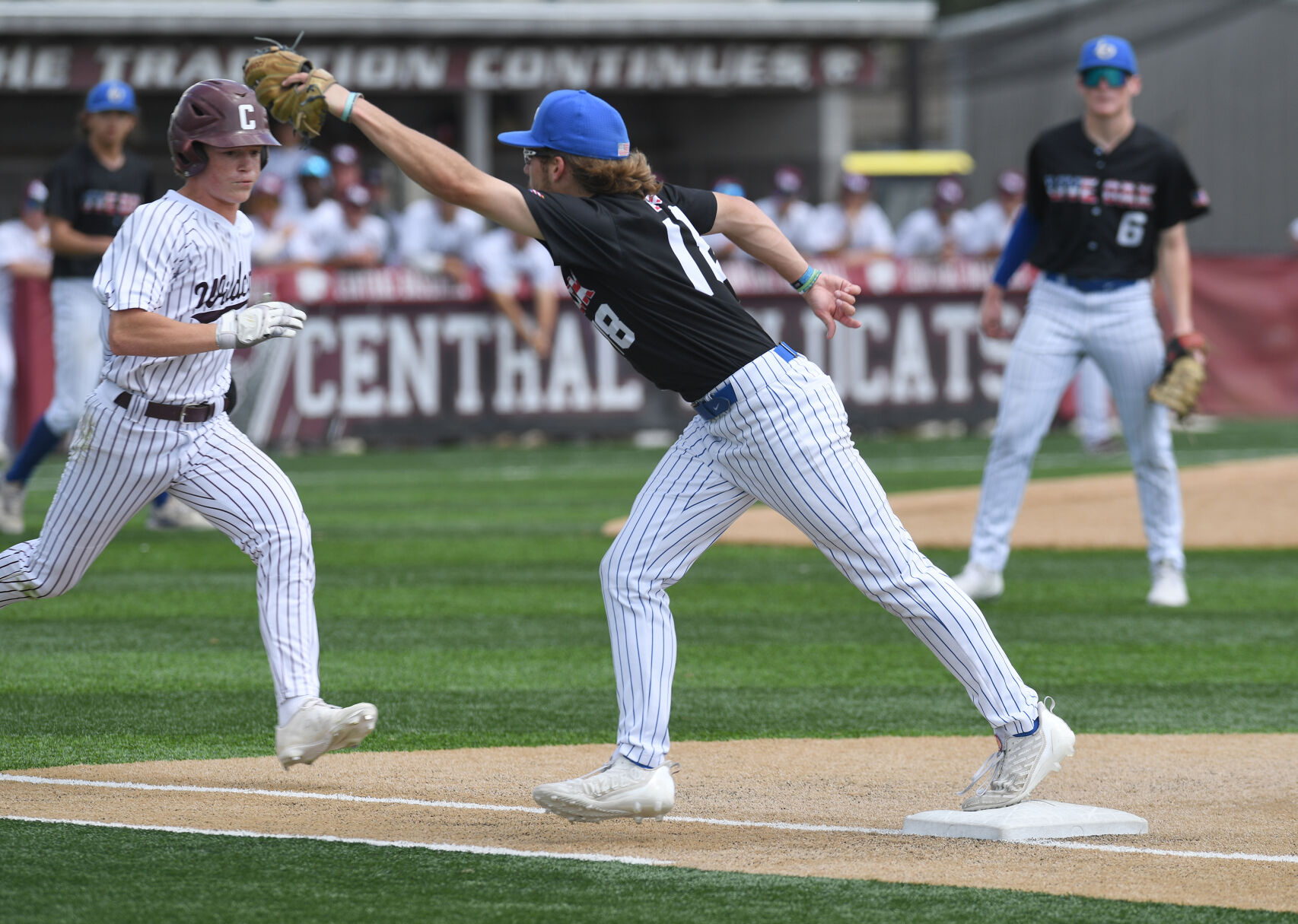 High school baseball Live Oak edges rival Central High School Sports theadvocate