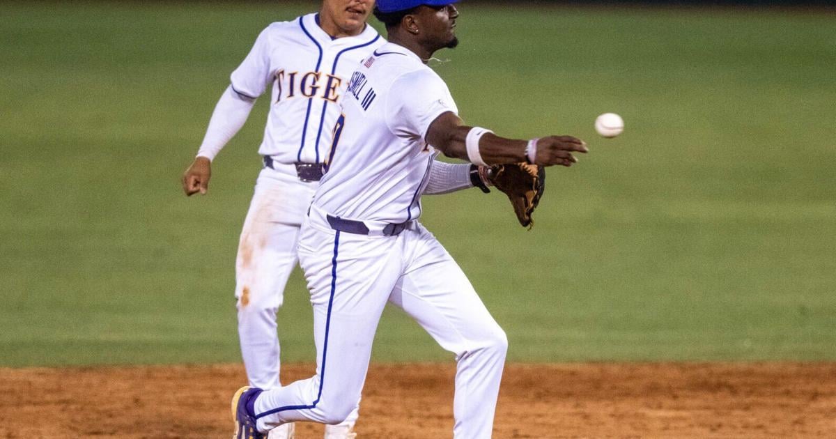 Nachdem LSU in Rückstand gerät, schickt Steven Milam's HR die Tigers zum ...