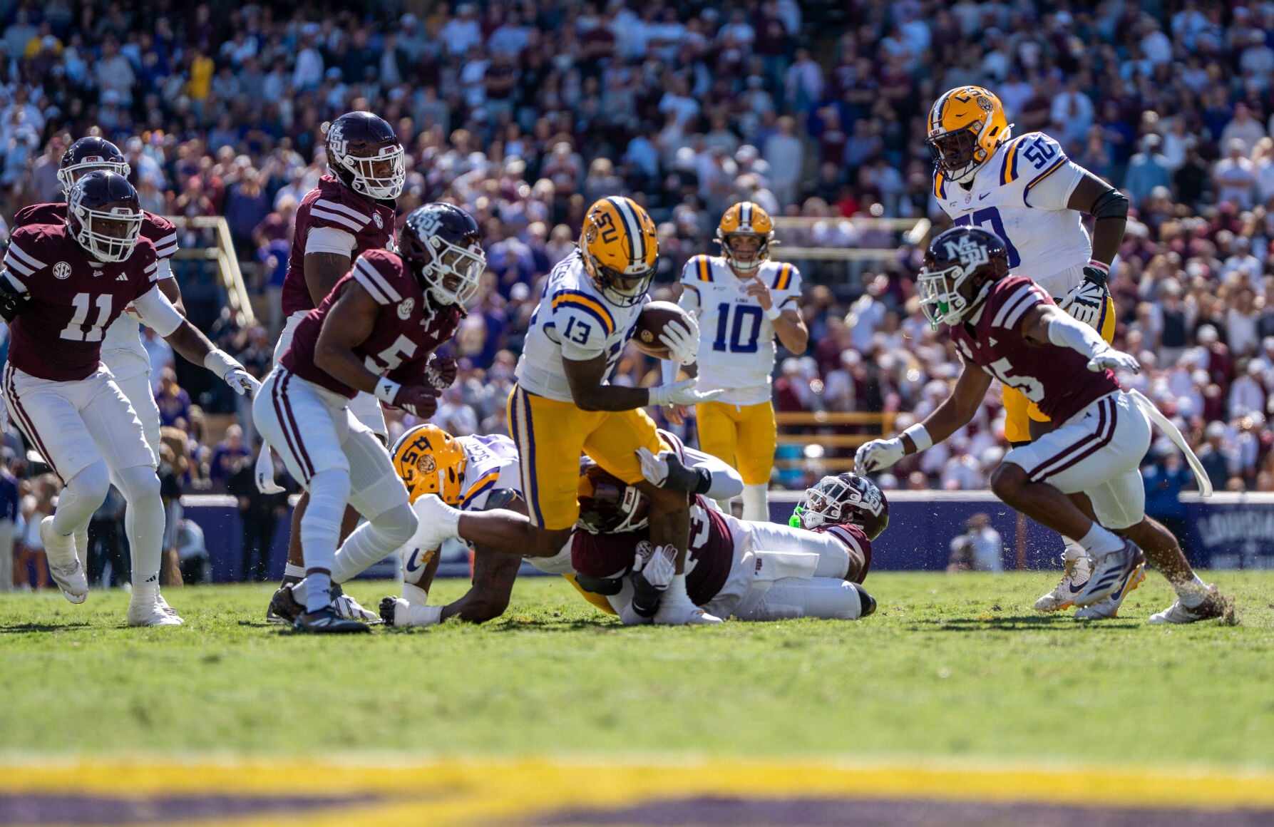 NO.lsumissstate.101826.006.JPG