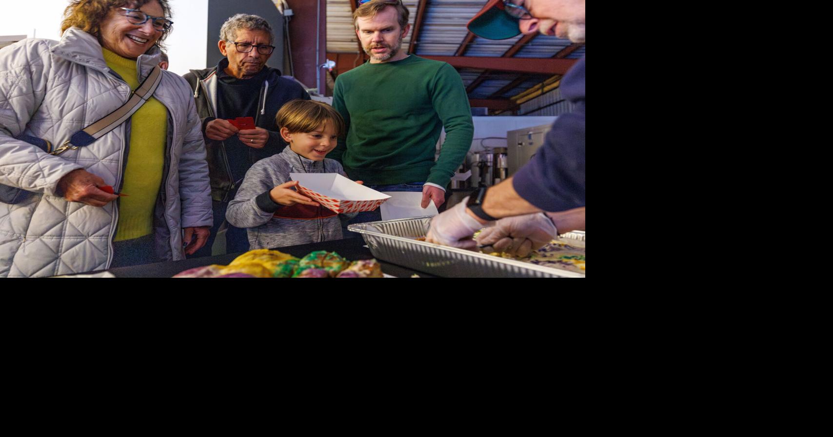 From lump crab to cinnamon buns, New Orleans home bakers get creative with king cakes