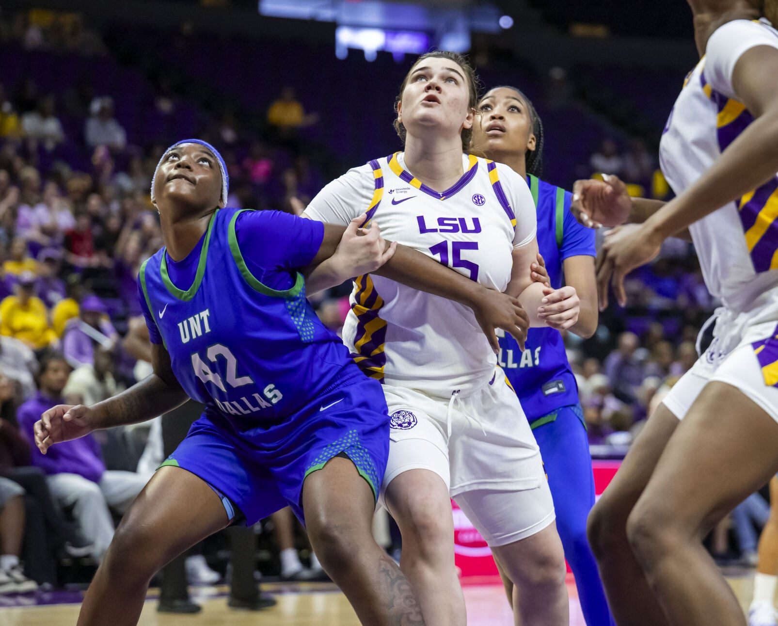 NO.lsuwomen.102326_4370 MJ.JPG