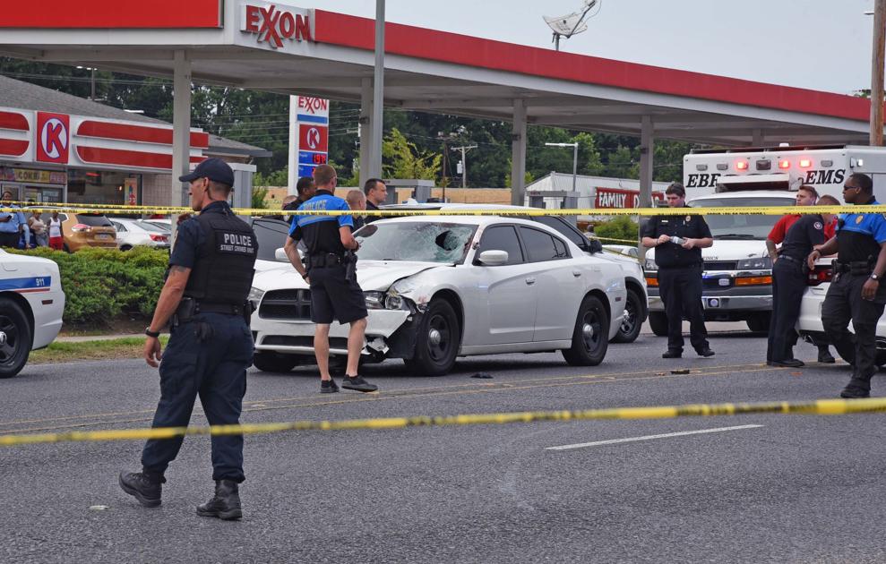 Unmarked Baton Rouge police car strikes, kills pedestrian on Florida Street - The Advocate