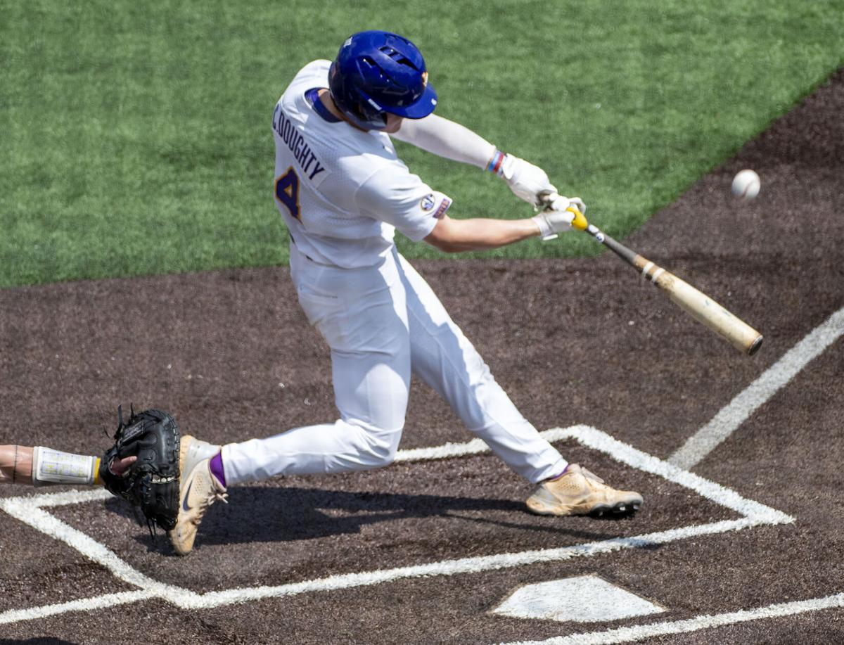 BR.lsutennessee.061421 0252 bf.jpg