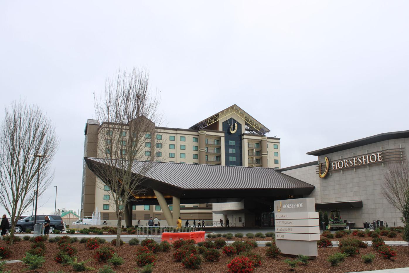 The Horseshoe Casino opens in Lake Charles