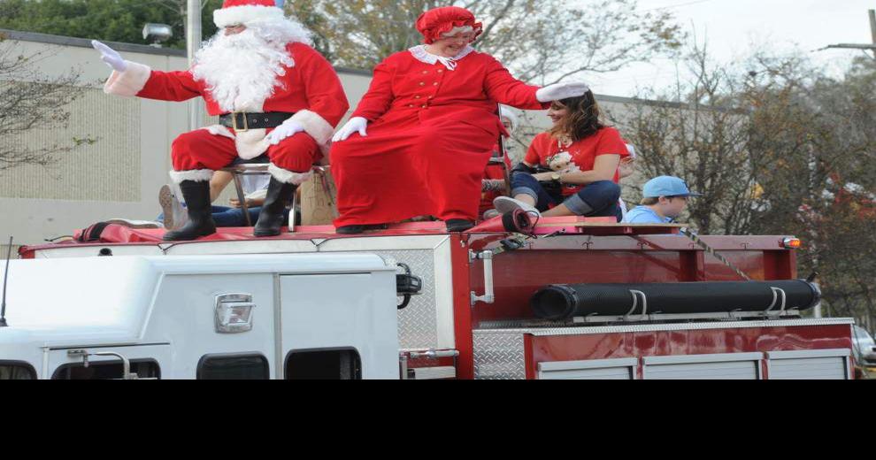Hatboro Christmas Parade 2022 Sneaux' Theme Reigns In Christmas Parade | Zachary | Theadvocate.com