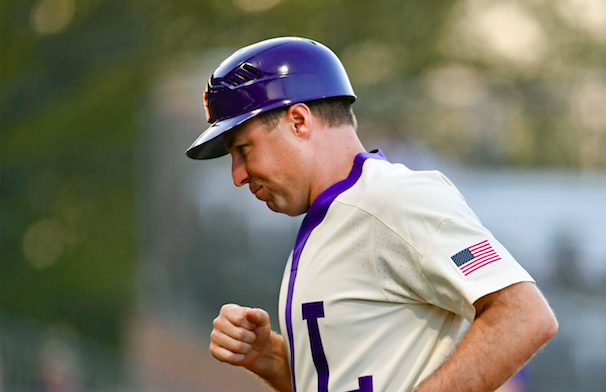 With summer leagues canceled or delayed, college baseball coaches search for open spots