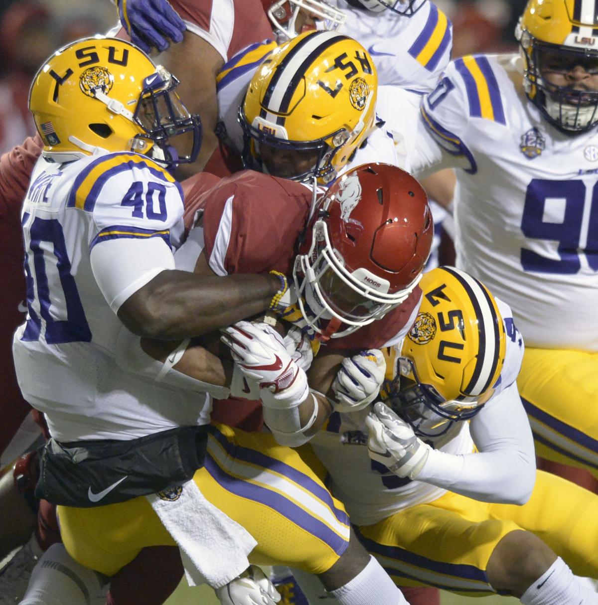 lsuarkansasfootball.111118_HS_424