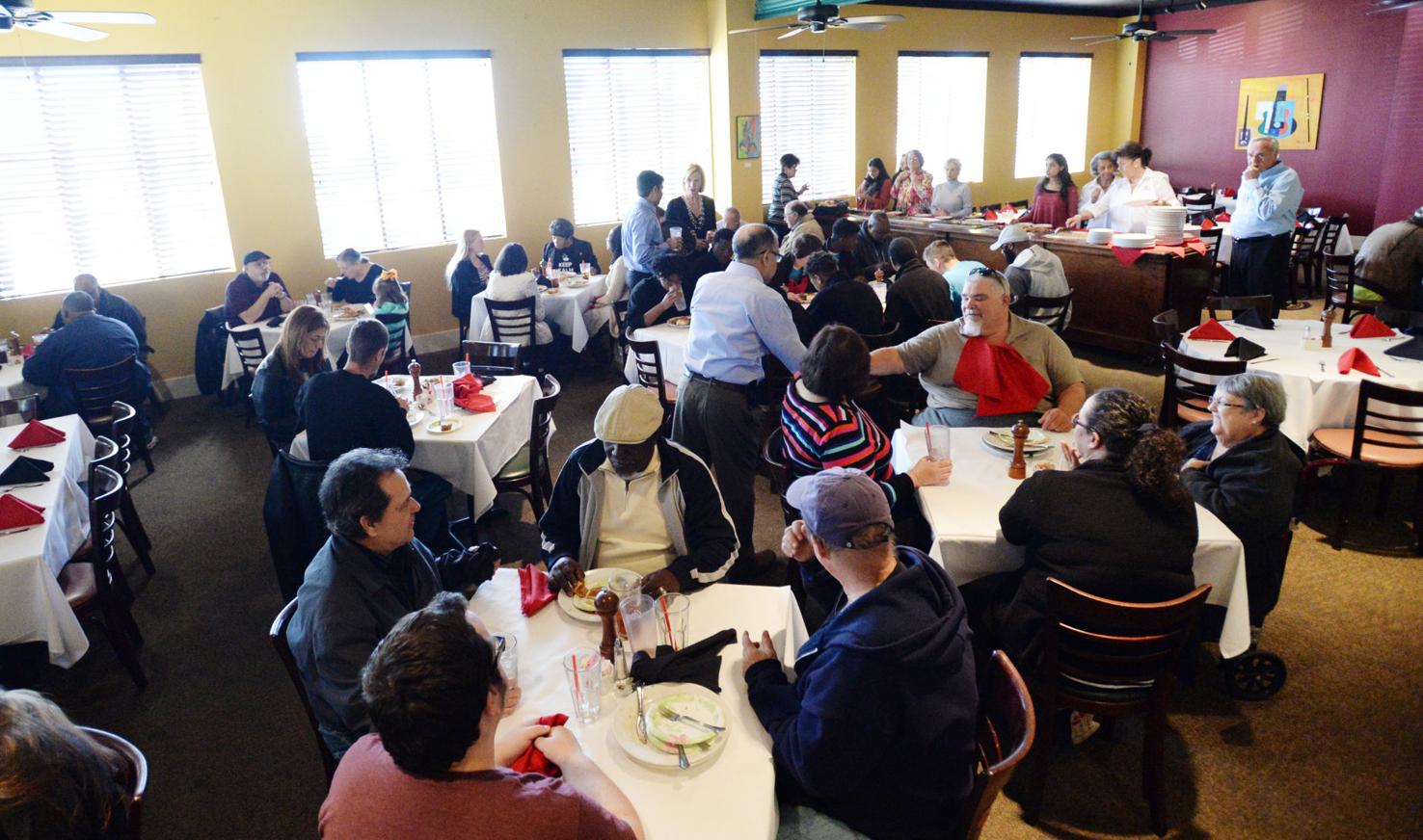 Photos Bailey's Seafood and Grill offers free Thanksgiving meal for