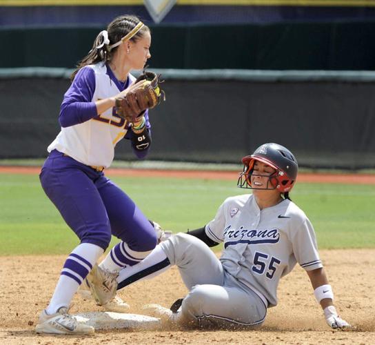 Bailey Landrys Huge Day Helps The Lsu Softball Team To An 8 0 Victory Over Arizona To Open The 