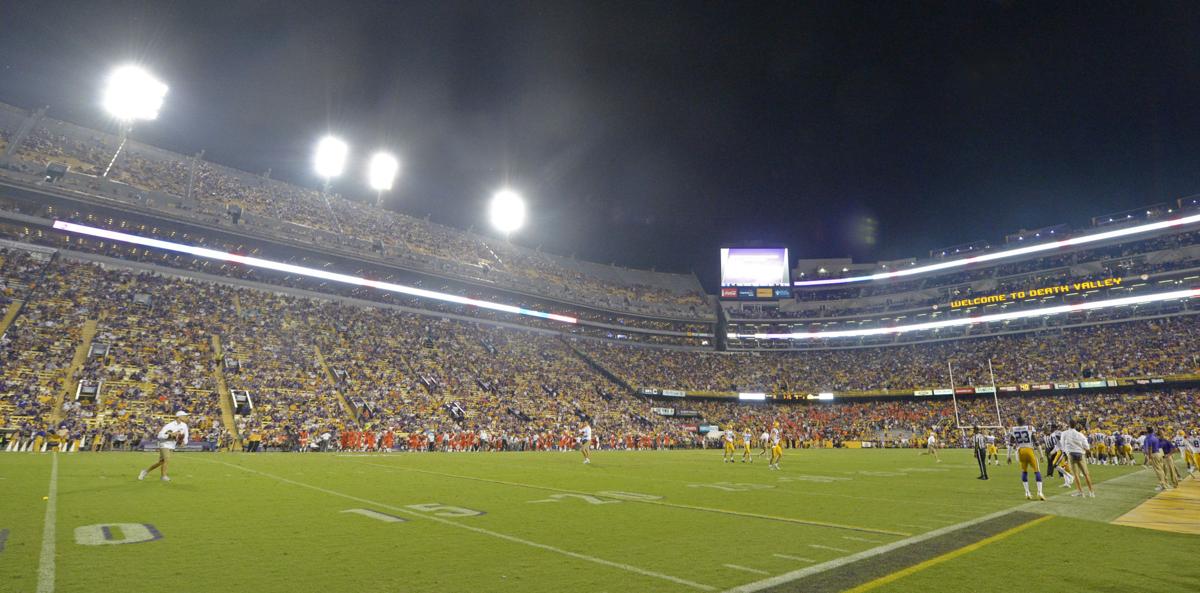 lsusyracuse.092417 HS 1459.JPG