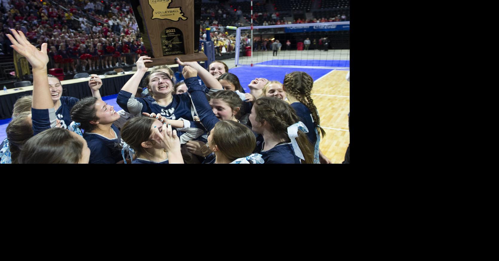 St. Thomas More defeats rival Teurlings Catholic 32 in Division II