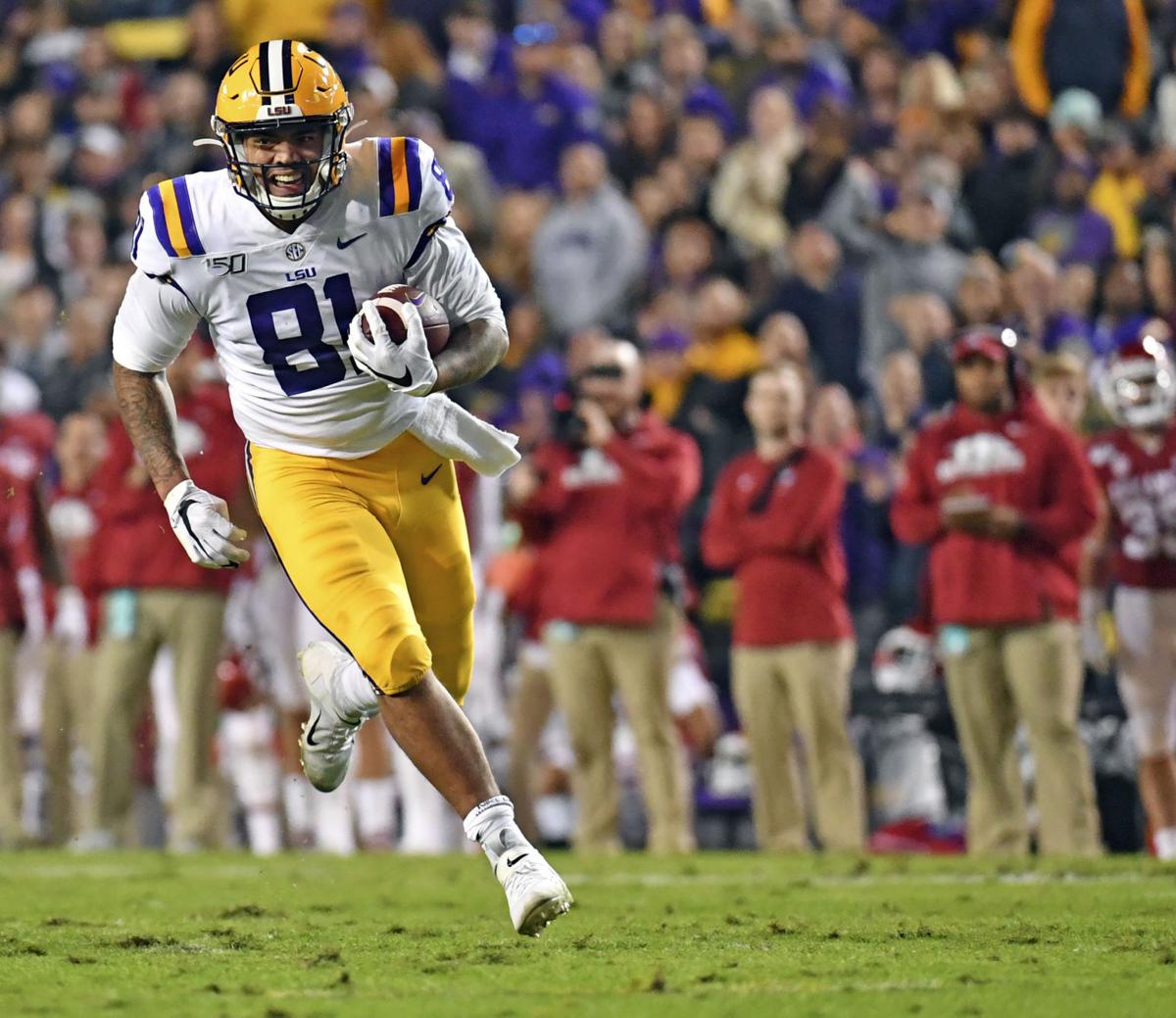 Thad Moss >> Record Setter Thaddeus Moss Makes Everything Mesh For Lsu Thad Moss >> Record Setter Thaddeus Moss Makes Everything Mesh For Lsu