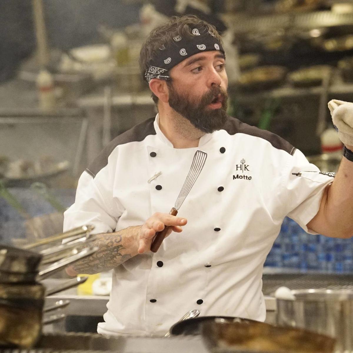 Chris Motto Gets New Jacket Hell S Kitchen Airs At 8 Tonight Food Restaurants Theadvocate Com