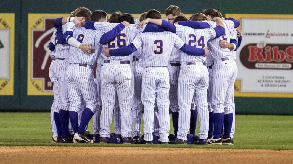 Live updates from Advocate sportswriter Ross Dellenger at the Southeastern Louisiana at LSU baseball game _lowres