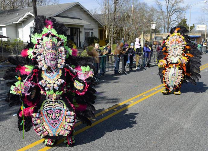 Traditions hold true for Lafayette parades, despite chilly day News