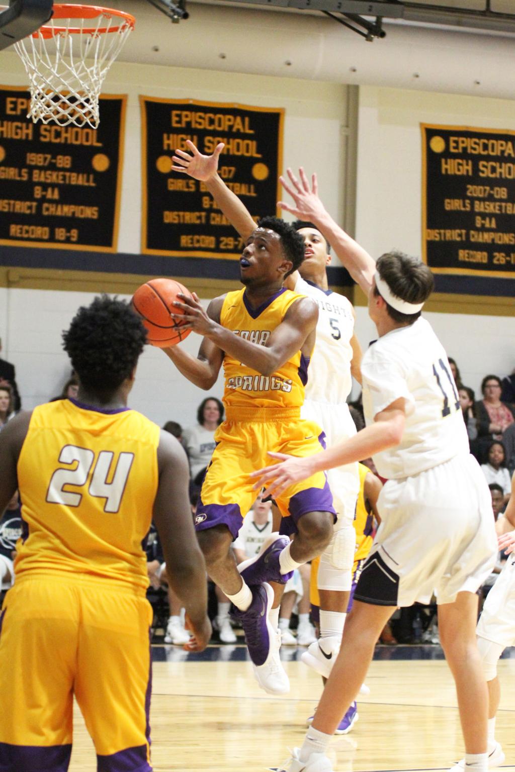 Denham Springs Pulls Away Late Hands Episcopal Its First Loss Of