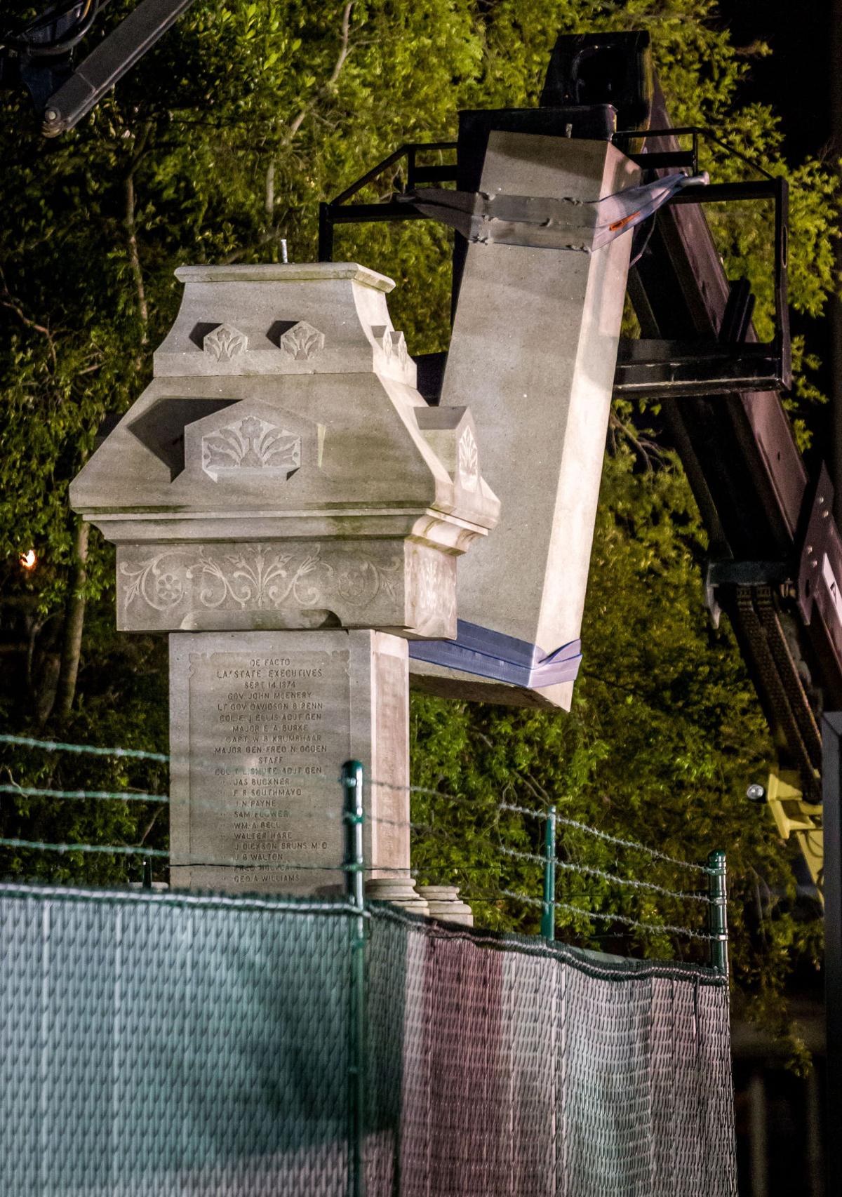 NO.monuments750.042417.jpg