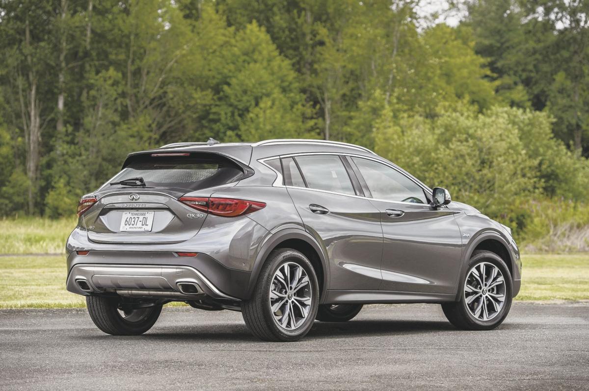 Infiniti qx30 фото