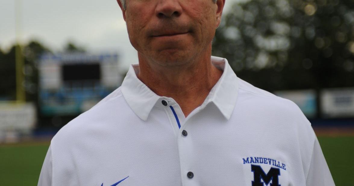 Mandeville High football coach Guy LeCompte resigns as season opener Mandeville High football coach Guy LeCompte resigns as season opener