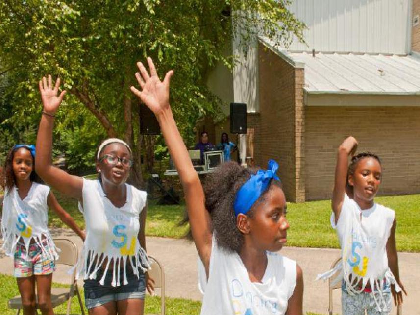 Brec Summer Camp At Mayfair Park Fosters New Friendships News Theadvocate Com